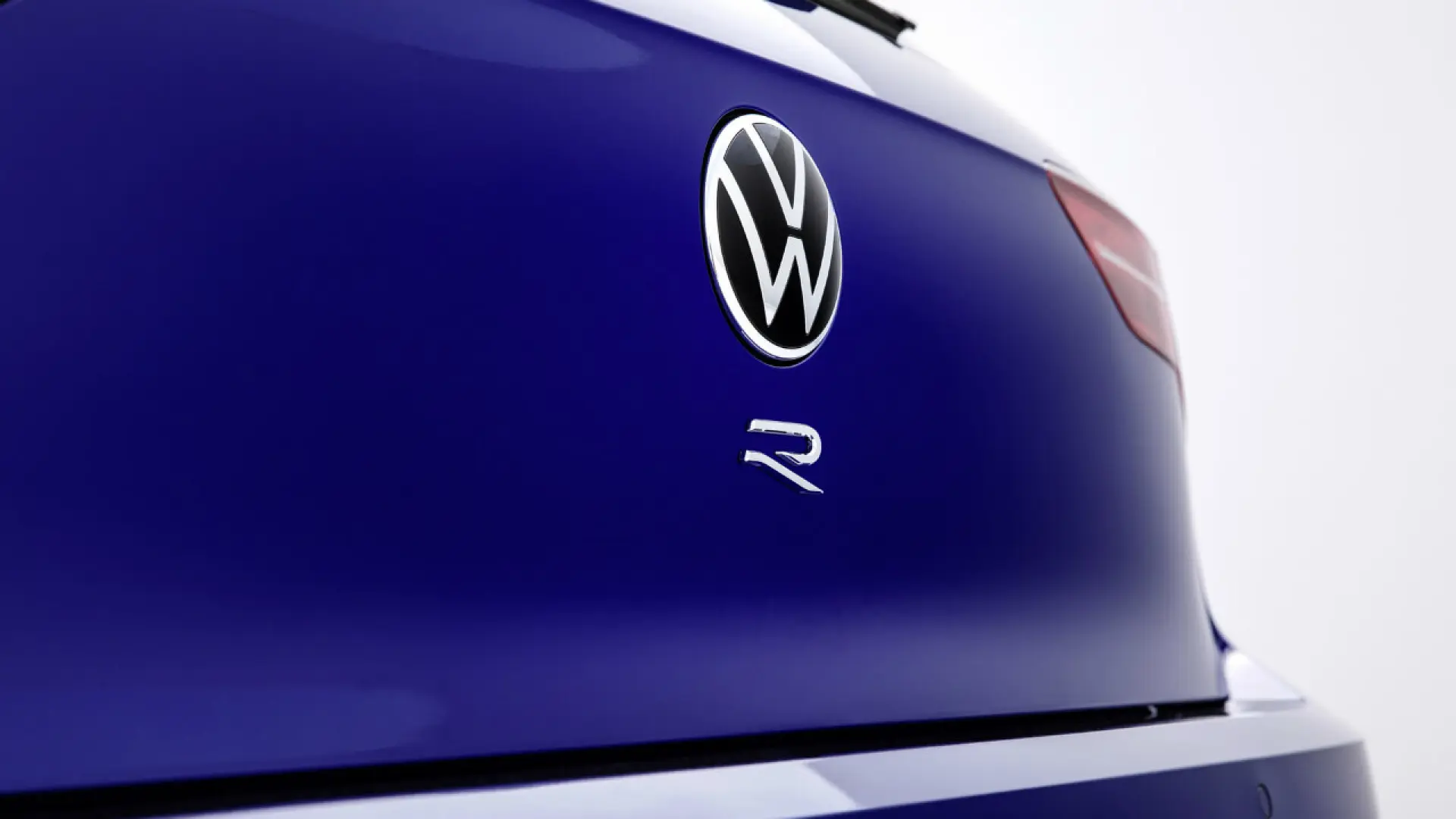 El Volkswagen Golf R 2021 se presentará el 4 de noviembre con 330 CV