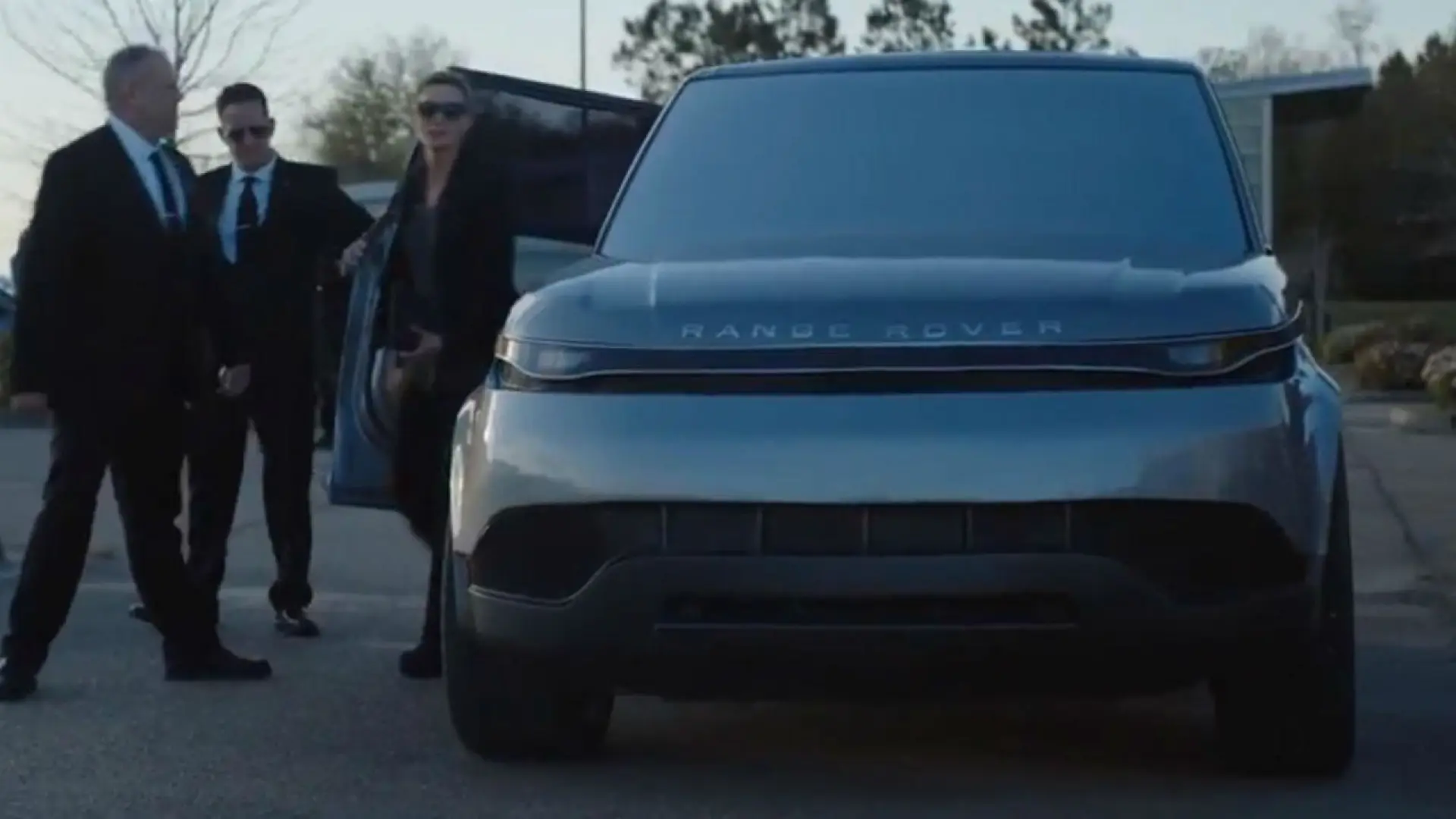 Range Rover 30s Así será el Range Rover Sport 2030 según la serie 'The First'