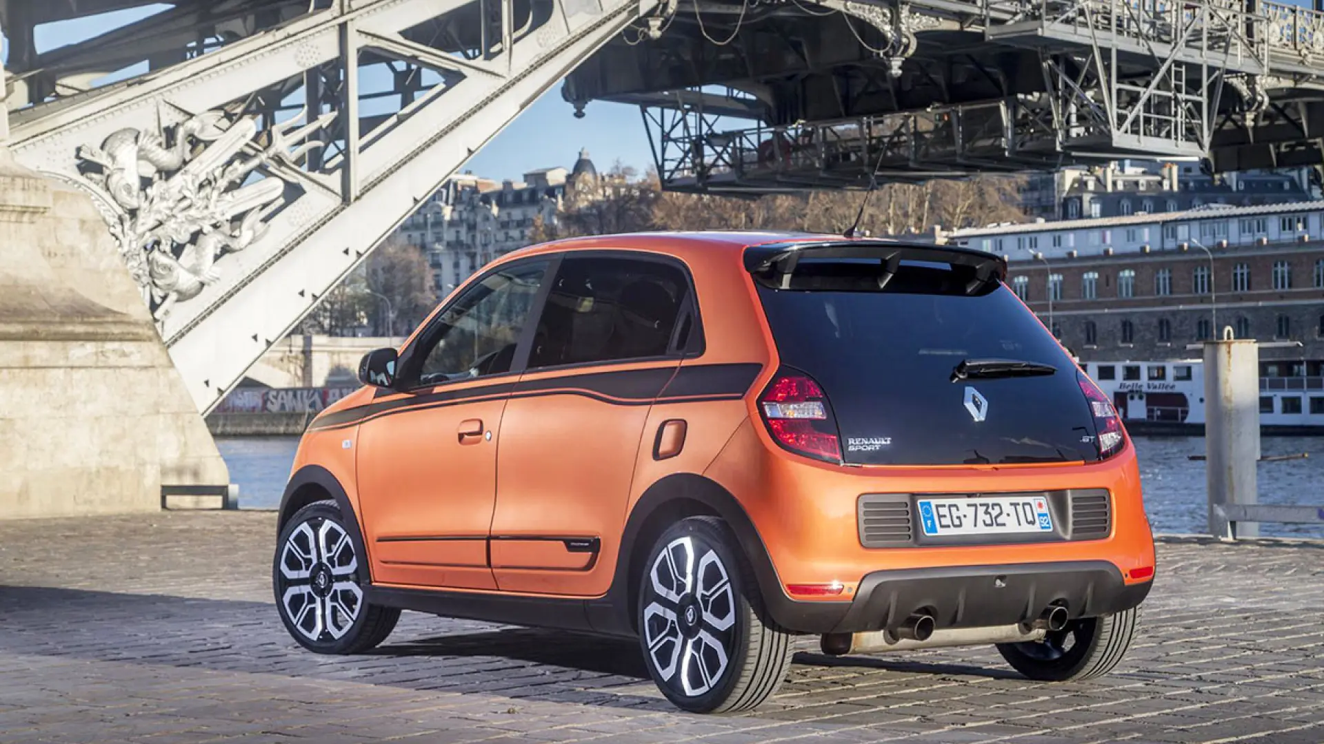 Elegantes Renault Twingo 3 Fotos