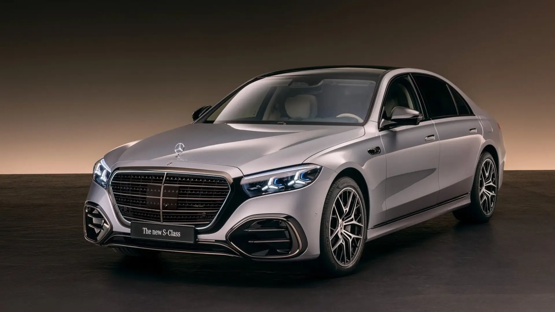 el-facelift-del-nuevo-mercedes-clase-s-es-una-mezcla-entre-lujo