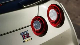 Nissan GT-R