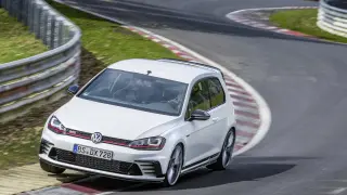 Este GTI Clubsport S batió el récord de Nürburgring para coches de tracción delantera en 2016