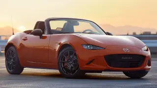 Mazda escucha a los aficionados para desarrollar el nuevo MX-5.
