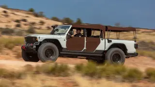Jeep Wrangler Scrambler SRT
