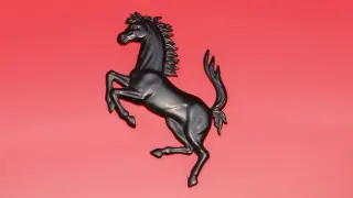 Ferrari registra diez nuevos modelos.