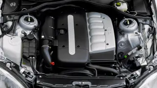 Motor Mercedes OM648