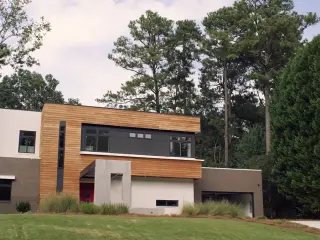 Moms_M5(youtube.com)