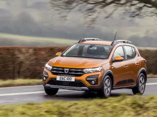 El Dacia Sandero es el coche más barato de España.