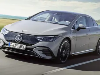 Mercedes EQE.