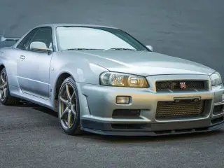 Nissan Skyline GT-R (R34)