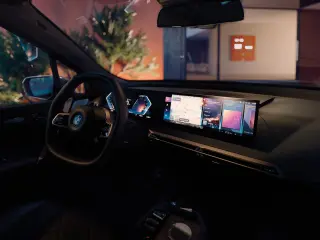 Sistema digital multimedia del BMW iX.