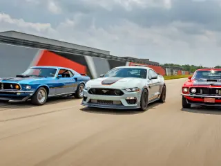 Generaciones del Ford Mustang Mach 1.