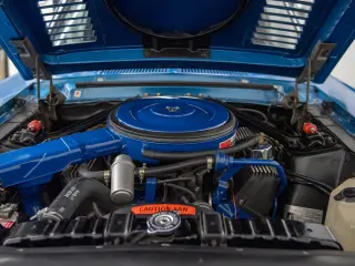 Motor Ford V8 428 modificado por Shelby en un GT500 KR del 68'.