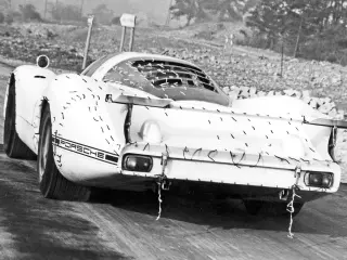 Porsche 908 Longtail Coupé, 1968.
