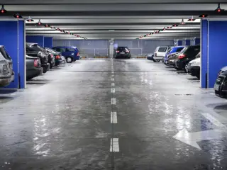 Esta no es la plaza de garaje ofertada.