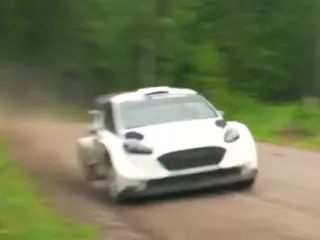 VÍDEO: ¿A más de 200 km/h sobre grava? ¡Estamos dentro! [TG]