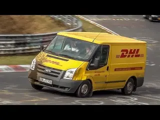 Autobuses y furgonetas en el Circuito de Nürburgring