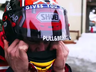Marc Márquez, con la Honda X-ADV en la nieve