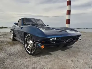 Studio Concept Split Window Coupe