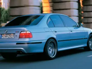 BMW M5 (E39)