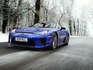 Jeremy Clarkson prueba del Lexus LFA