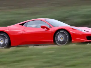 Mula de Lotus disfrazada de Ferrari 458