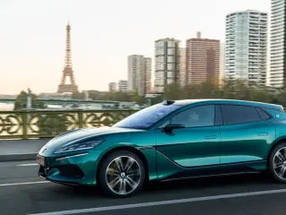 Denza Z9 GT