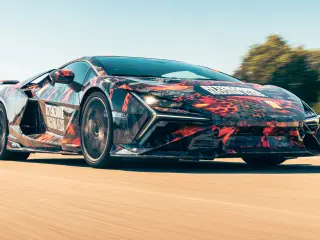 Prueba del Lamborghini Revuelto SV prototipo