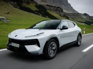 Lotus Eletre X.