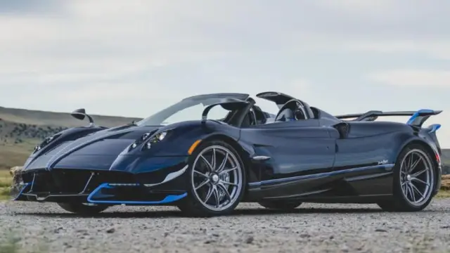 Pagani Huayra Roadster Executor.