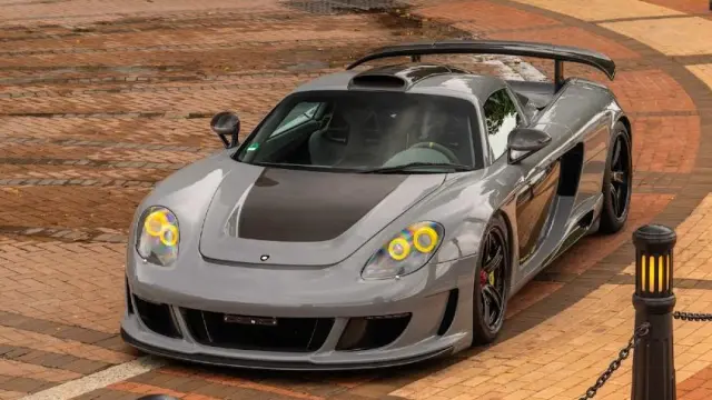 Porsche Carrera GT Gemballa Mirage.
