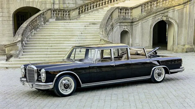 Mercedes-Benz 600 Pullman Landaulet (W100)