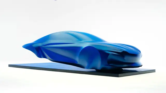 Escultura del Alpine A110 eléctrico