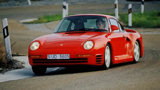 Porsche 959 conducido por Walter Röhrl