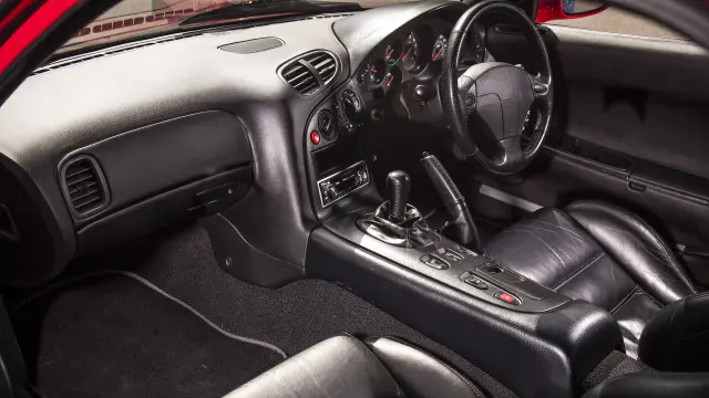 Interior del Mazda RX-7