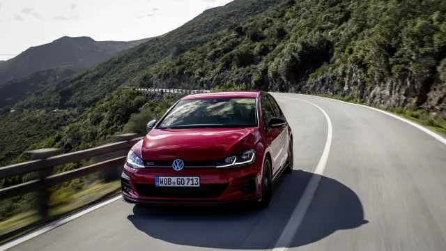 VOLKSWAGEN GOLF GTI TCR
