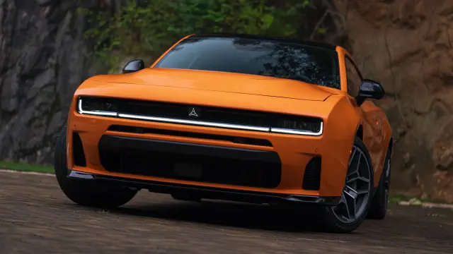 Prueba del Dodge Charger Sixpack