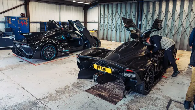 Mercedes-AMG One vs Aston Martin Valkyrie