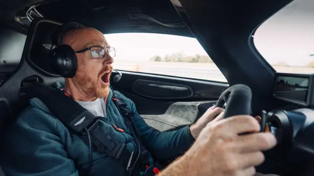 Mercedes-AMG One vs Aston Martin Valkyrie