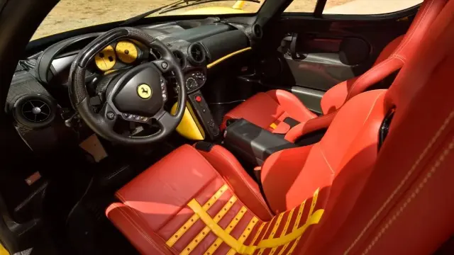 Ferrari Enzo