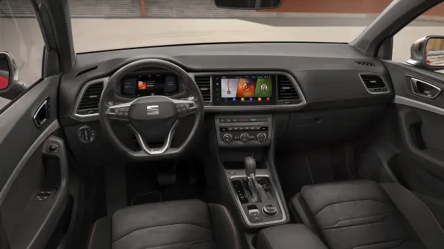 El interior del Seat Ateca FR 2026.