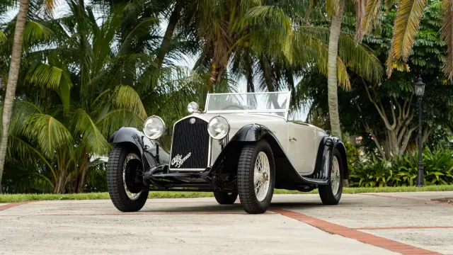 Alfa Romeo 6C 1750 Series V Grand Sport Roadster by Figoni (1932)