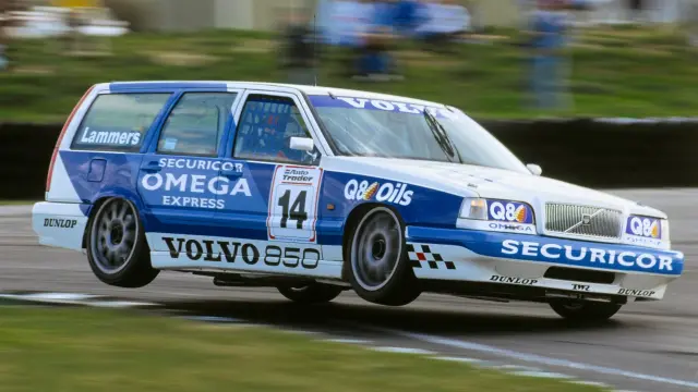 Volvo T-5R.