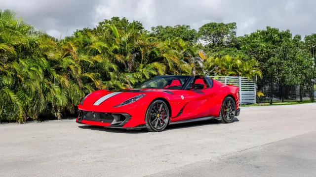 Ferrari 812 Competizione A