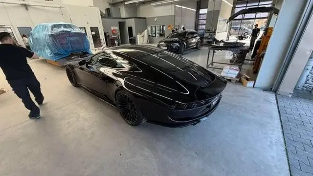 Brabus 77 'Bodo' filtrado