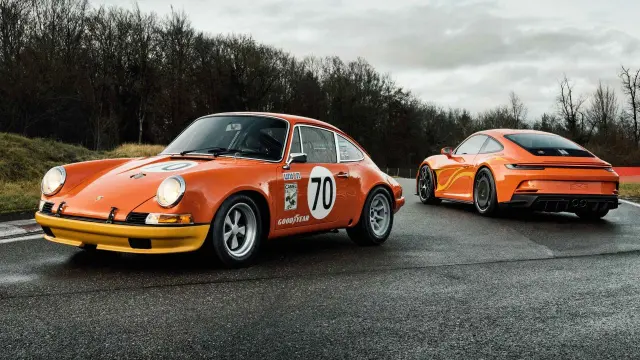 Porsche 911 ST Camel GT Challenge