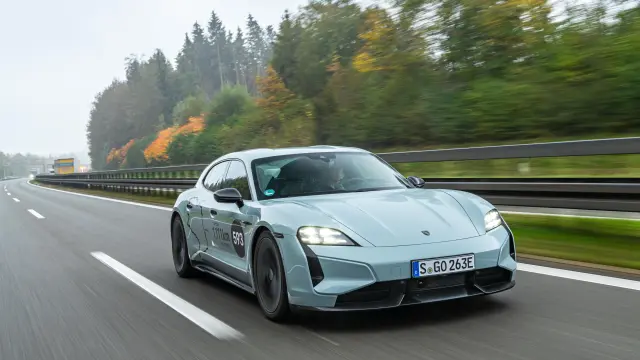 Porsche Taycan Turbo S Sport Turismo