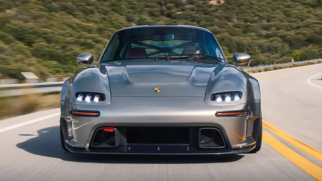 Prueba del Gunther Werks F-26