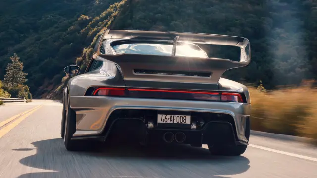 Prueba del Gunther Werks F-26
