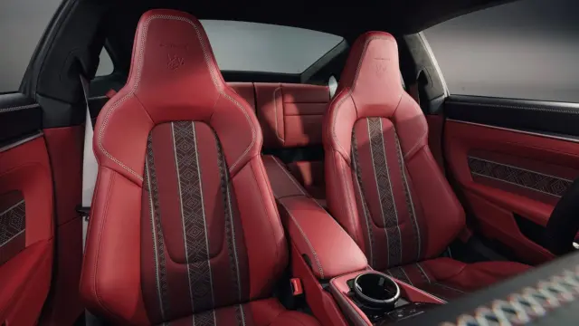 Porsche 911 Turbo S Sadu Edition.